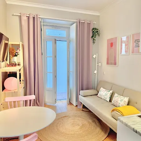 Rosario 2 By Homeful Homes דירה ליסבון